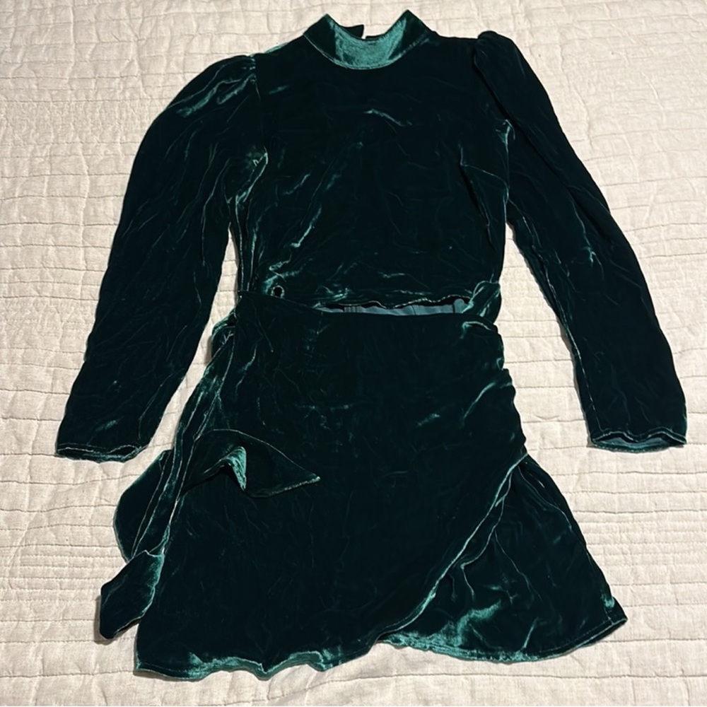 Reformation Burgundy Green Velvet Mock Wrap Keyhole Back Mini Dress Holiday 10 - Picture 5 of 9